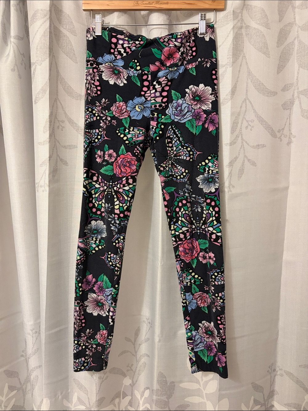 No Boundaries Black Floral & Butterfly Print Leggings